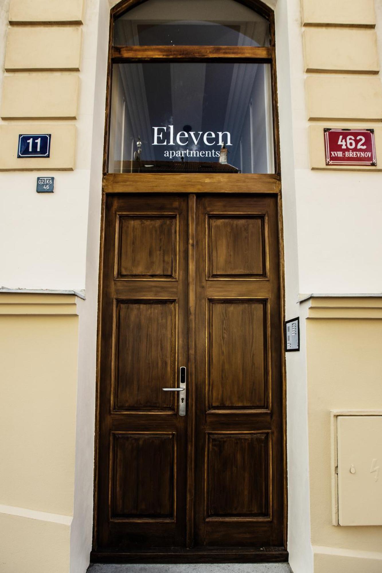 Eleven Apartments Prag Exteriör bild